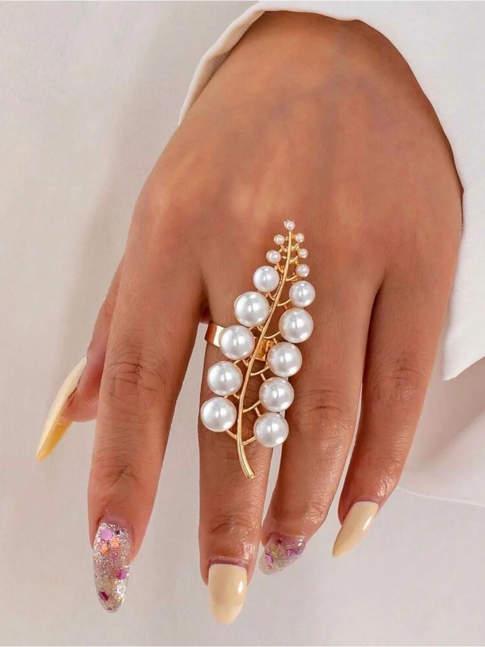 Gold Leaf Ring with White Pearls